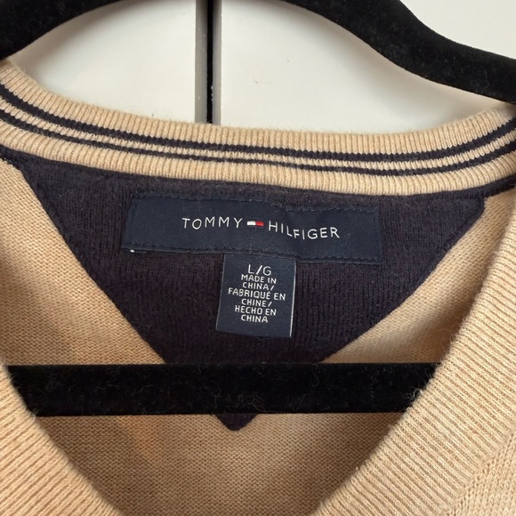 Tommy Hilfiger Men's V-Neck Sweater - Picture 3 of 3